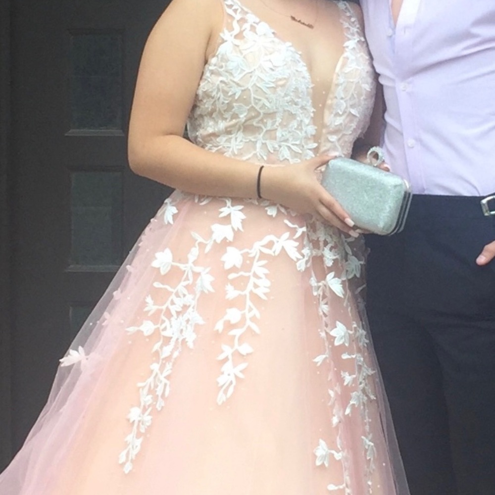 Elegant dress